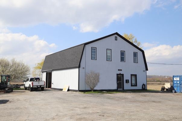 Backyard, Detached Garage, Exterior