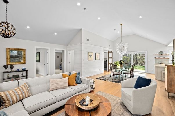 Dining room, Interior, Living room, Pendant Lights, Recessed Lighting, Wood Texture Flooring