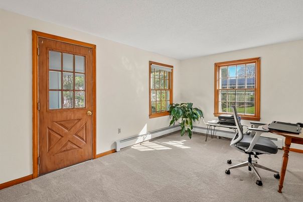 Home Office, Interior