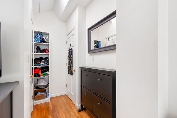 Interior, Walk-in Closets, Wood Texture Flooring