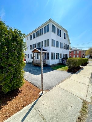 Exterior, Facade, Georgian