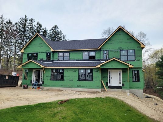 Exterior, Facade, Farmhouse