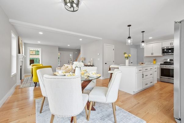 Dining room, Interior, Kitchen, Pendant Lights, Recessed Lighting, Stainless Steel Appliances, Wood Texture Flooring