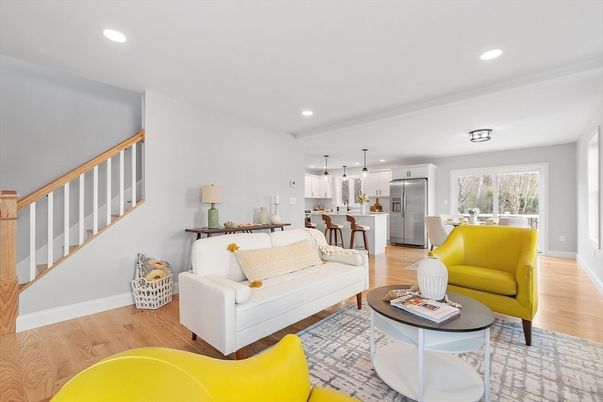 Dining room, Interior, Kitchen, Living room, Pendant Lights, Recessed Lighting, Stainless Steel Appliances, Wood Texture Flooring