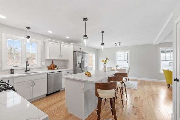 Dining room, Interior, Kitchen, Pendant Lights, Recessed Lighting, Stainless Steel Appliances, Wood Texture Flooring