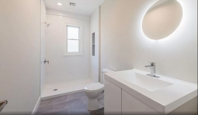Bathroom, Interior, Recessed Lighting