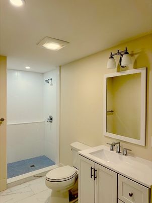 Bathroom, Interior, Recessed Lighting