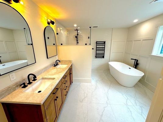 Bathroom, Dual Sink Vanities, Free Standing Baths, Interior, Marble, Recessed Lighting