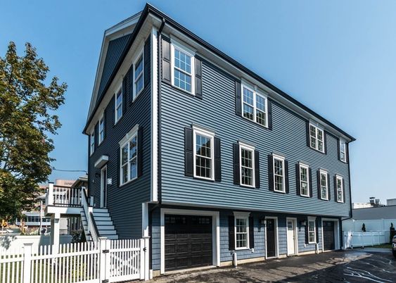 Attached, Exterior, Facade, Rowhouse