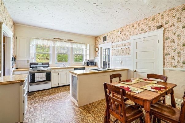 Dining room, Interior, Kitchen