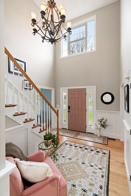 Chandelier, Interior, Wood Texture Flooring