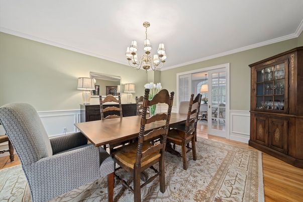 Chandelier, Dining room, Interior, Wood Texture Flooring