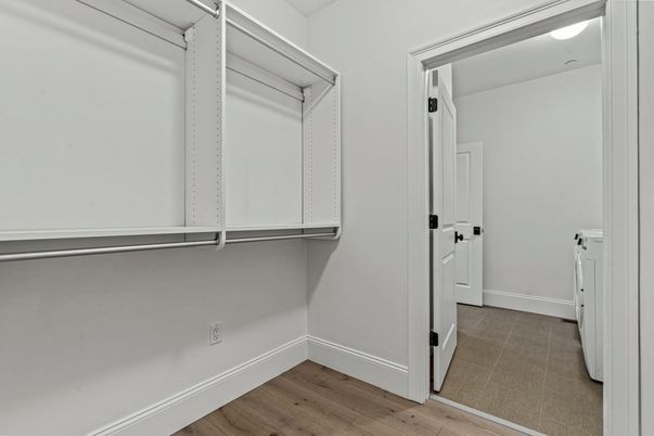 Interior, Walk-in Closets, Wood Texture Flooring