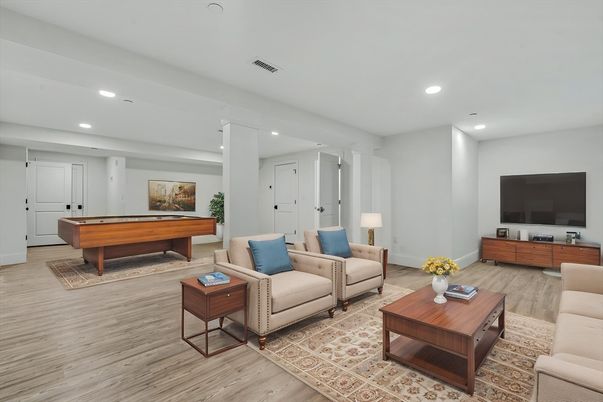 Billiard Table, Game Room, Interior, Living room, Recessed Lighting, Wood Texture Flooring