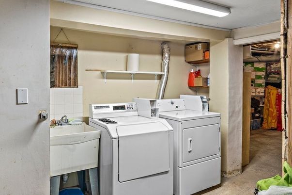 Interior, Utility Closets, Washer