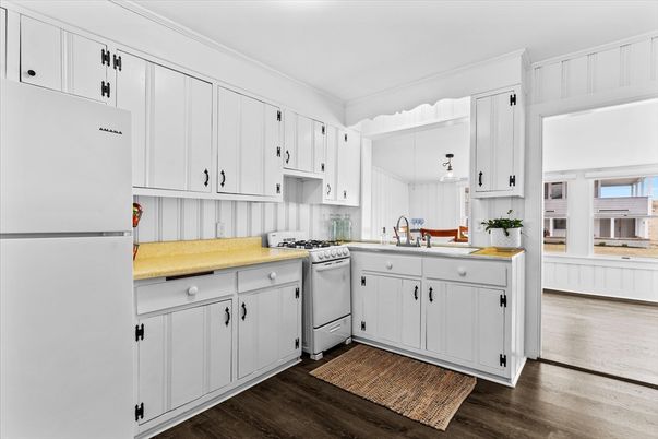 Interior, Kitchen, Wood Texture Flooring