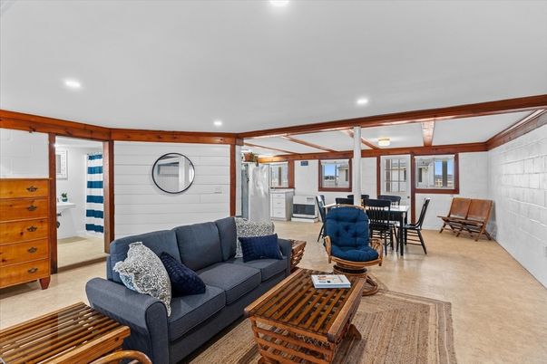 Dining room, Interior, Living room, Recessed Lighting