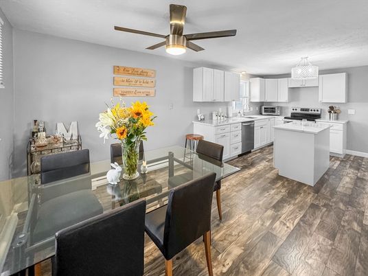 Chandelier, Dining room, Interior, Kitchen, Wood Texture Flooring