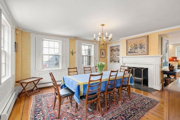 Chandelier, Dining room, Fireplace, Interior, Wood Texture Flooring
