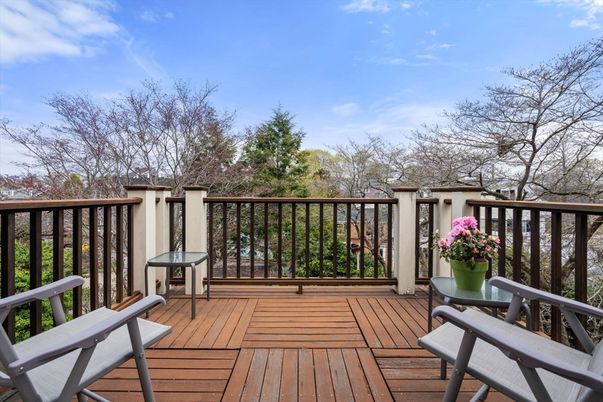 Exterior, Wood Texture Flooring