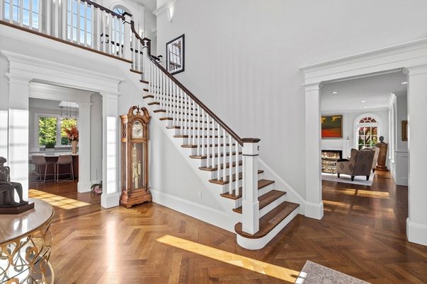 Interior, Recessed Lighting, Wood Texture Flooring