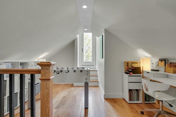 Home Office, Interior, Recessed Lighting, Wood Texture Flooring