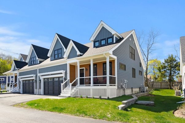 Attached, Exterior, Facade, Farmhouse