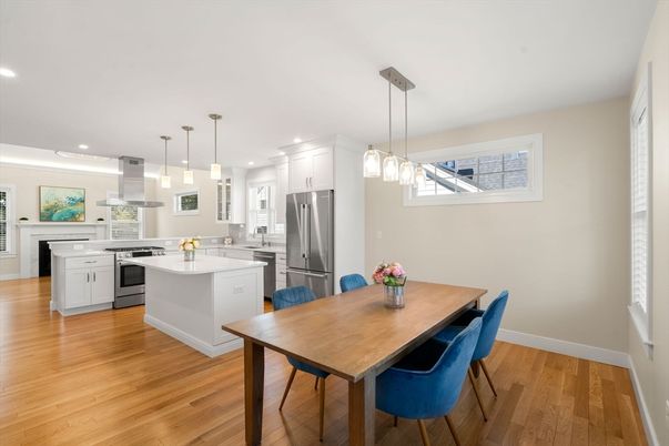 Dining room, Interior, Kitchen, Pendant Lights, Recessed Lighting, Stainless Steel Appliances, Wood Texture Flooring