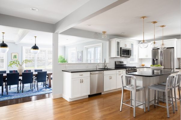 Dining room, Interior, Kitchen, Pendant Lights, Recessed Lighting, Stainless Steel Appliances, Wood Texture Flooring