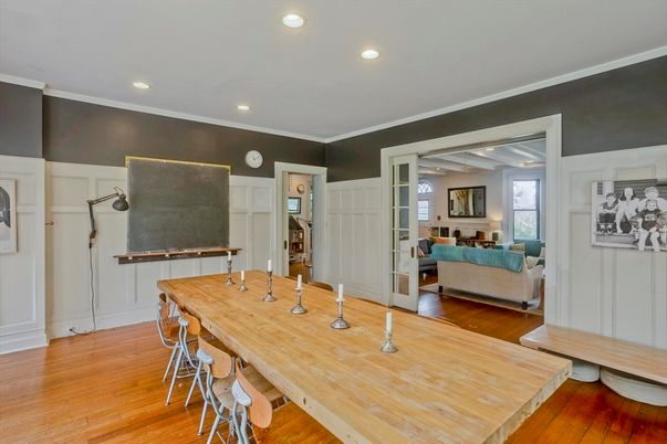 Dining room, Interior, Living room, Recessed Lighting, Wood Texture Flooring
