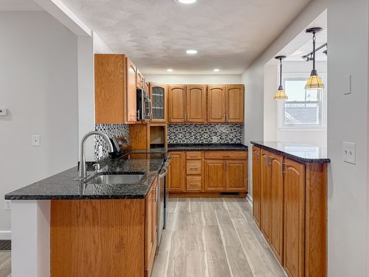 Interior, Kitchen, Pendant Lights, Recessed Lighting, Wood Texture Flooring
