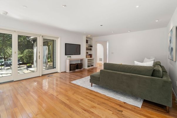 Fireplace, Interior, Living room, Recessed Lighting, Wood Texture Flooring