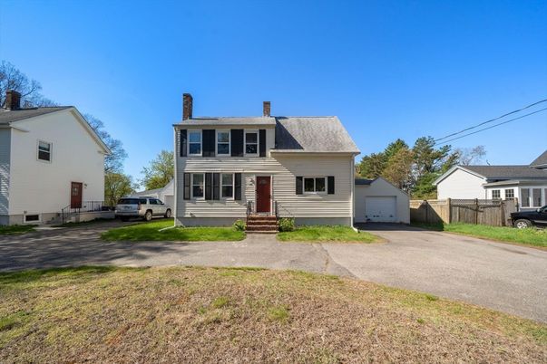 Backyard, Detached Garage, Exterior, Facade, Cape Cod