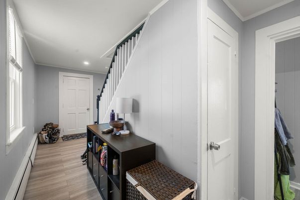 Interior, Recessed Lighting, Wood Texture Flooring