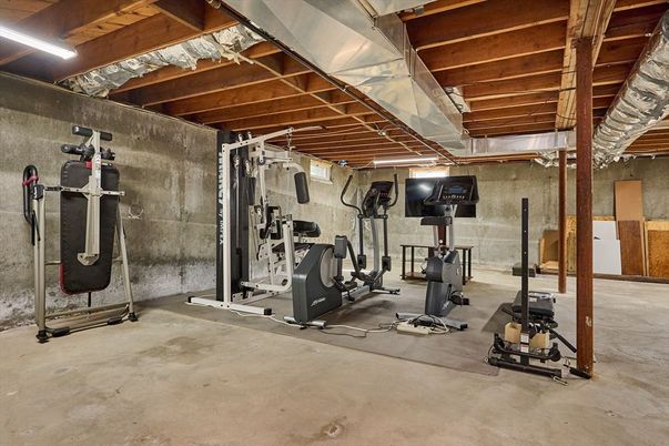 Fitness Equipment, Gym, Interior, Wooden Beams