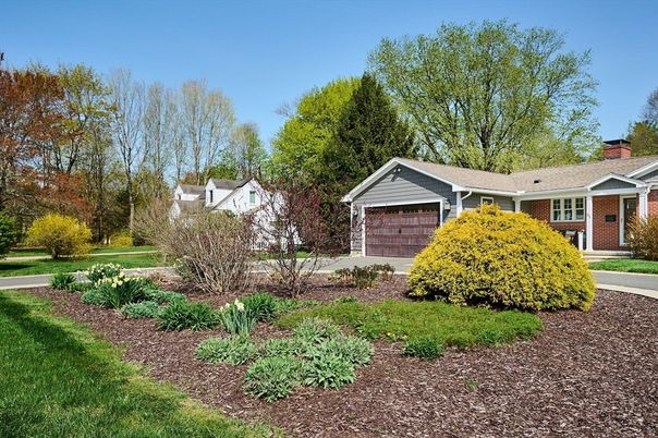 Backyard, Detached Garage, Exterior