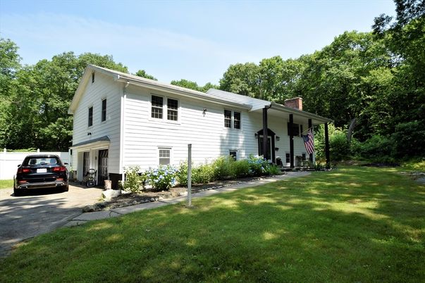 Attached, Backyard, Exterior, Facade, Raised Ranch