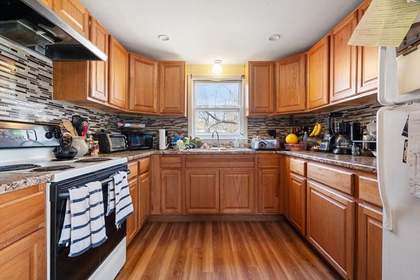 Interior, Kitchen, Wood Texture Flooring