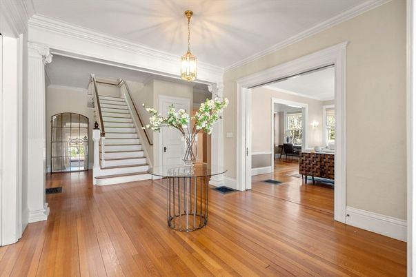 Interior, Pendant Lights, Wood Texture Flooring