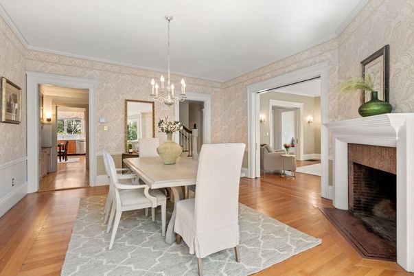 Chandelier, Dining room, Fireplace, Interior, Pendant Lights, Wood Texture Flooring