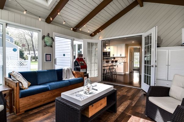 Interior, Kitchen, Living room, Pendant Lights, Recessed Lighting, Stainless Steel Appliances, Wooden Beams, Wood Texture Flooring