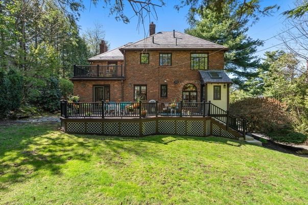 Backyard, Exterior, Facade, Brick Facade, French Provincial