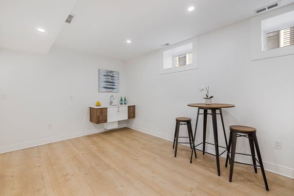 Interior, Recessed Lighting, Wood Texture Flooring