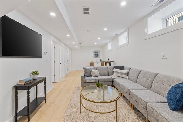 Interior, Living room, Recessed Lighting, Wood Texture Flooring