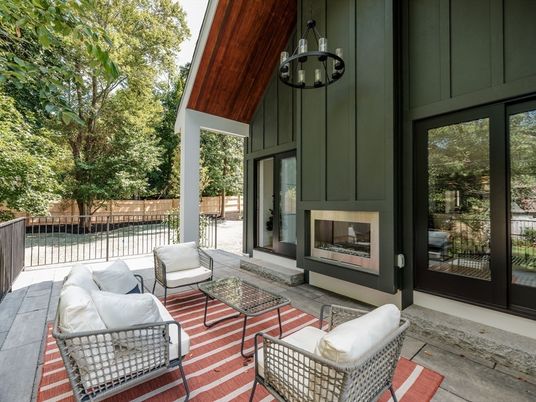 Exterior, Fireplace