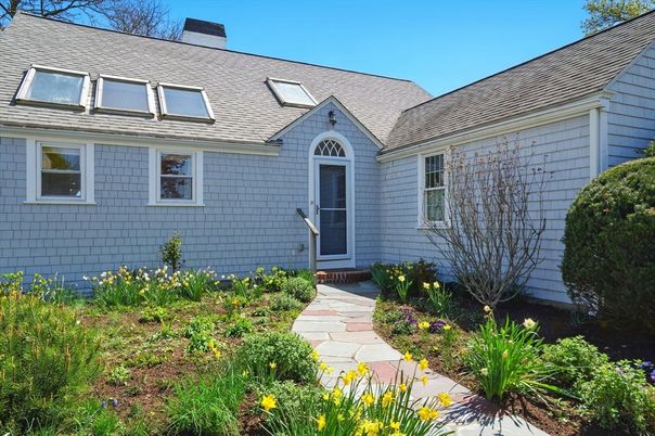 Exterior, Facade, Cape Cod