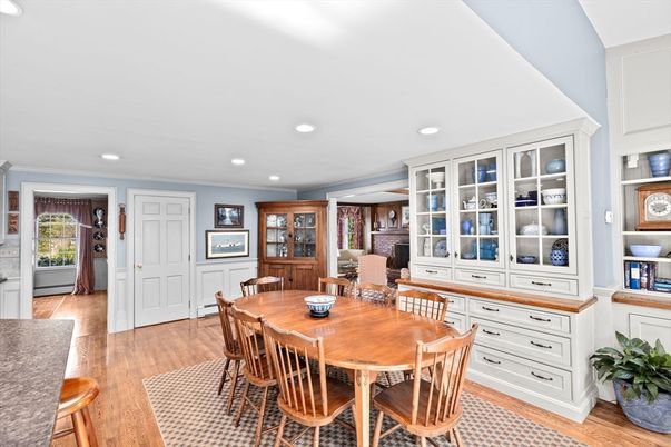 Dining room, Interior, Recessed Lighting, Wood Texture Flooring