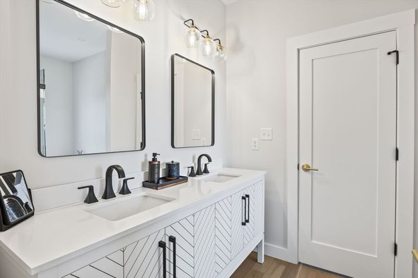 Bathroom, Dual Sink Vanities, Interior, Wood Texture Flooring
