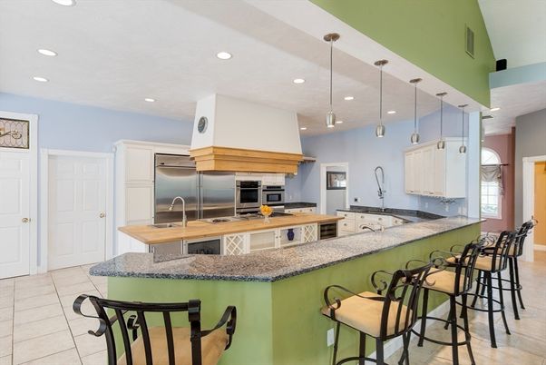 Interior, Kitchen, Pendant Lights, Recessed Lighting, Stainless Steel Appliances