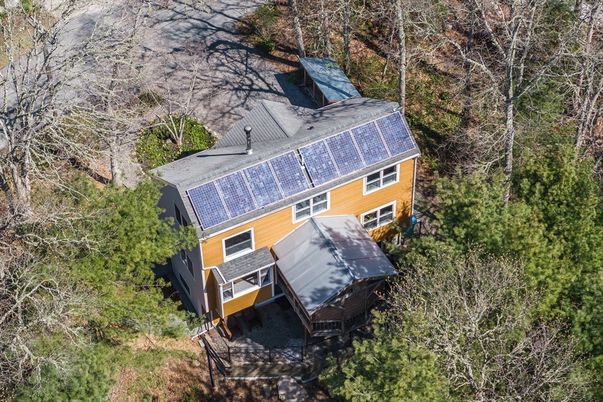 Exterior, Drone